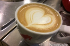 Hoteli_Njivice-baristi_i_latte_art-187